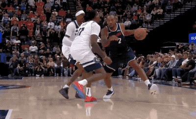 伦纳德脚踝扭伤离场仍砍31分 球迷忧心未来出战