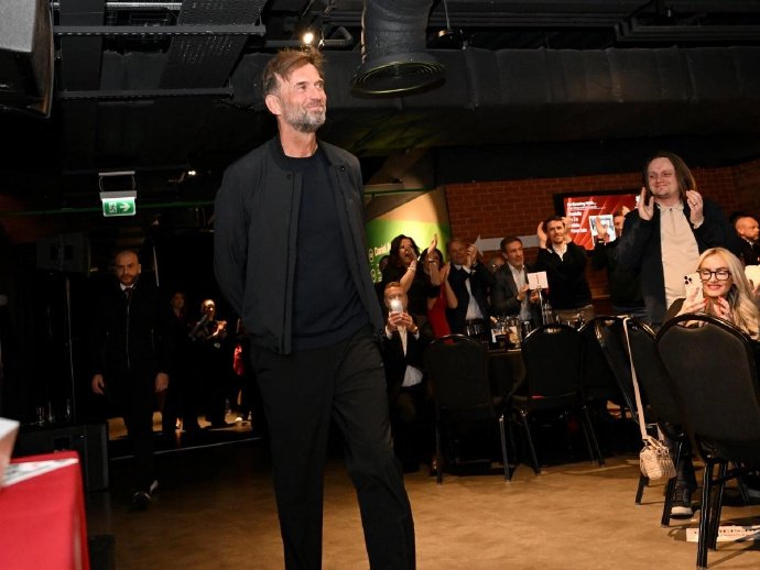 克洛普重返安菲尔德 斯洛特面临赛季关键考验