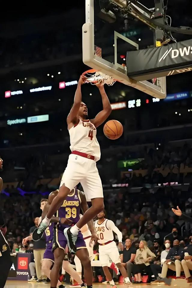 莫布利复出+哈登加盟 骑士冲击总冠军