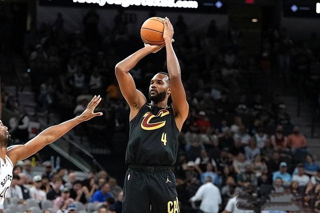 莫布利复出+哈登加盟 骑士冲击总冠军