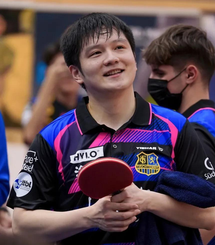 樊振东德国乒坛年薪曝光 稨后收入达388万